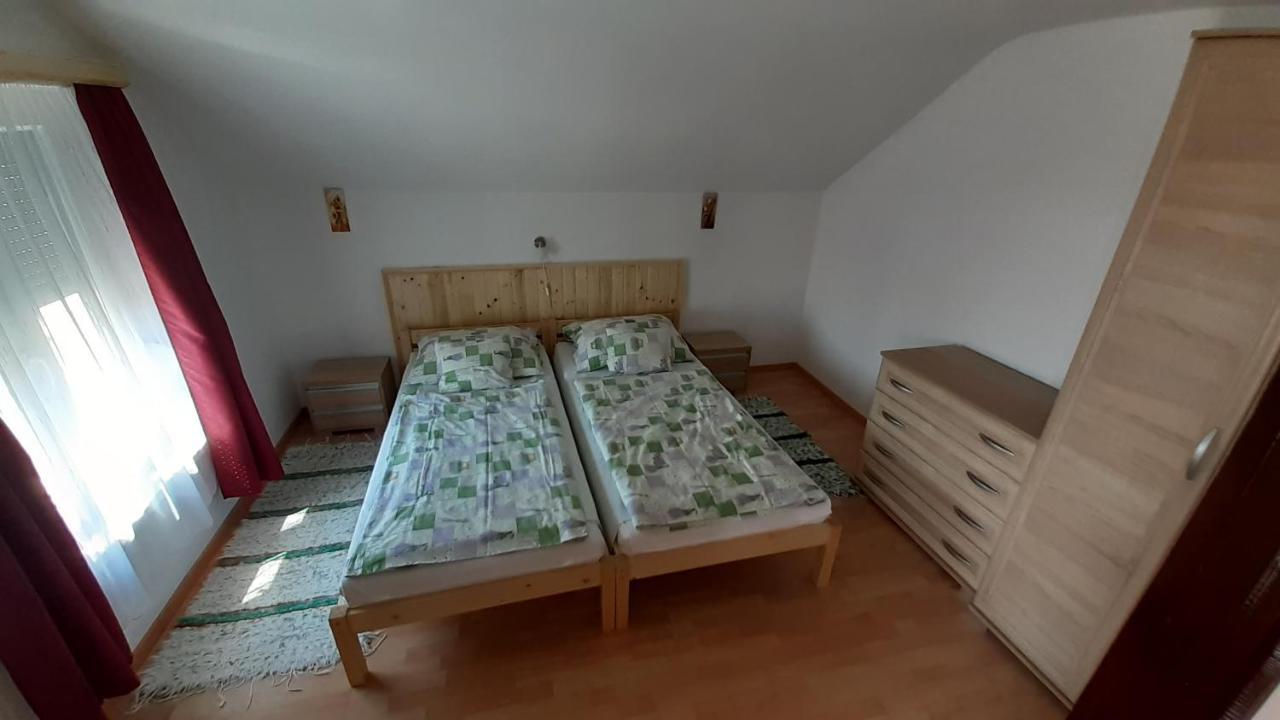 Patri Apartmanhaz Keszthely Extérieur photo